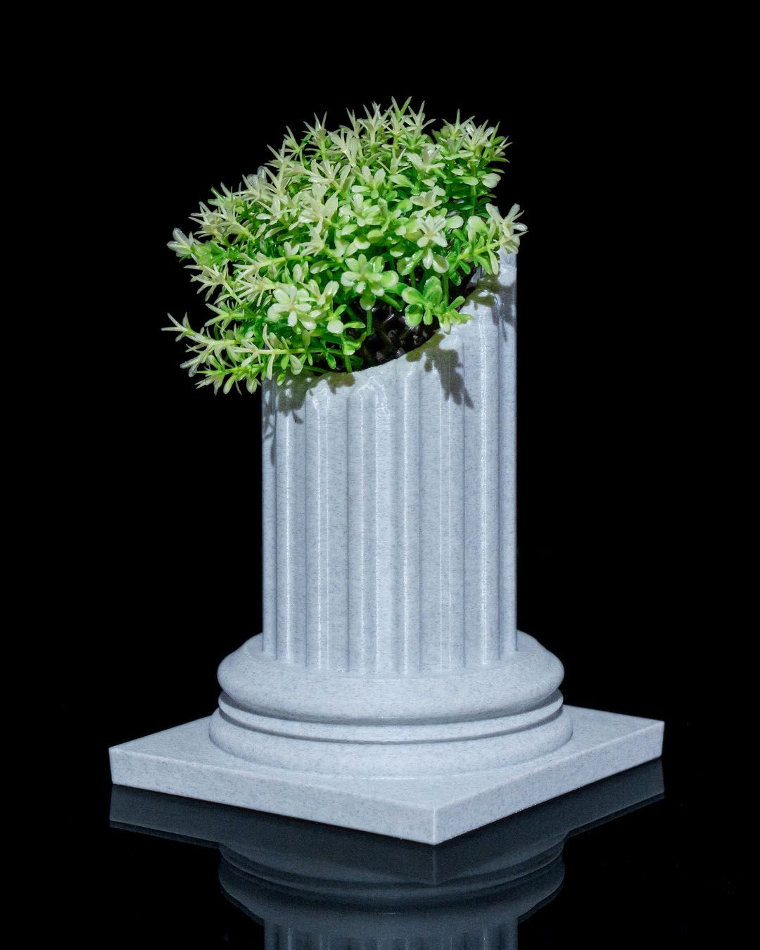 Ruined Pillar Planter