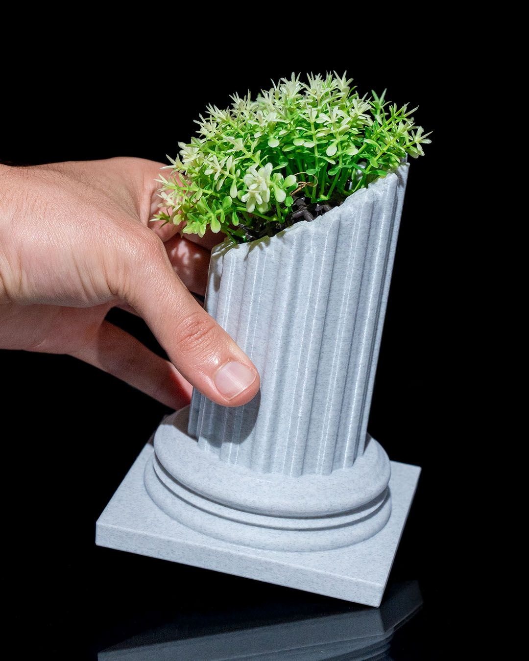 Ruined Pillar Planter