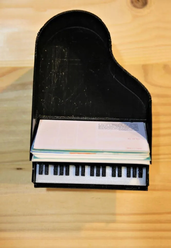 Card Holder Piano