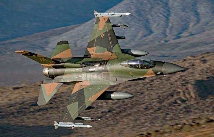 F-16 Fighting Falcon